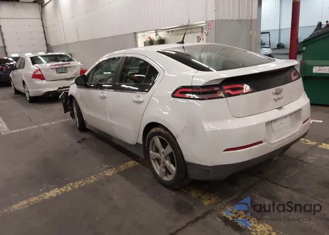 2013 Chevrolet Volt из США, поврежденный, VIN 1G1RE6E47DU140545
